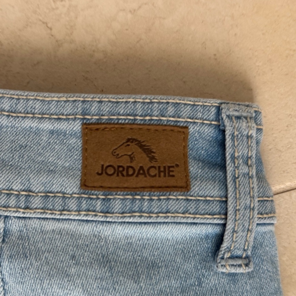 Jordache Women’s Wide-Leg Jeans – Size 8 – Light Wash Denim - Picture 11 of 12